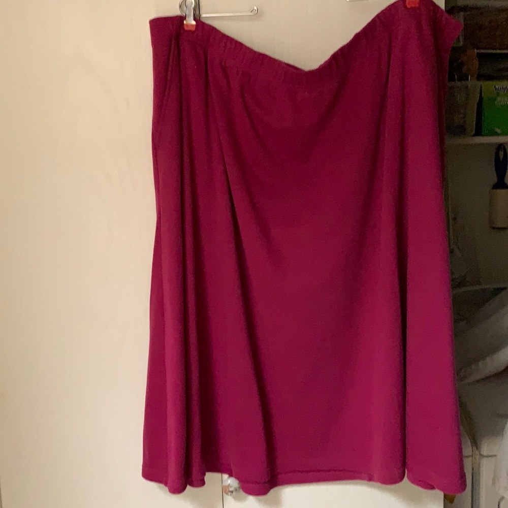 Knit skirt, two pocket, 48”waist, 30” long